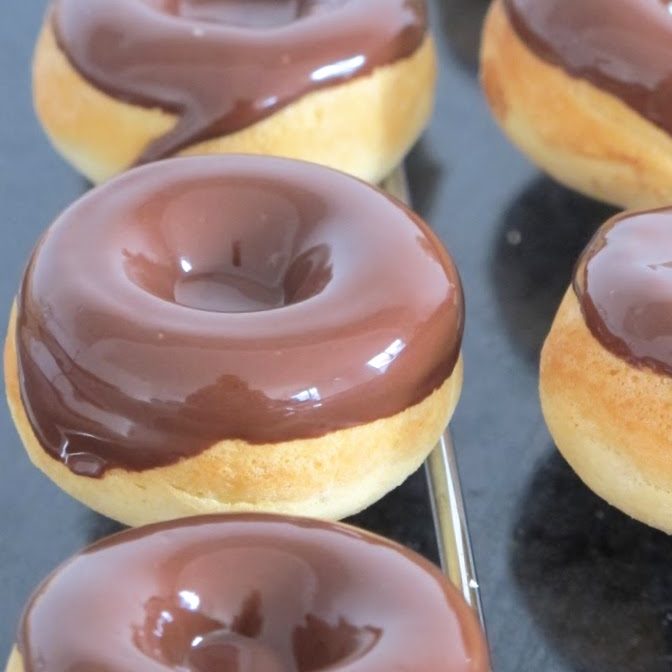 Mini baked doughnuts